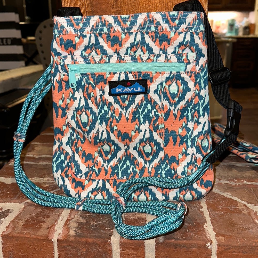 Kavu crossbody and wallet